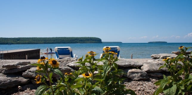 waterfront lodging in Door County