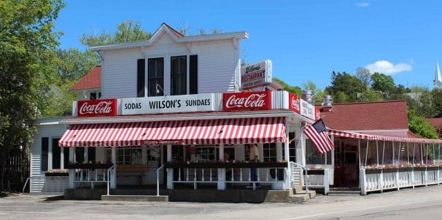hotels near Peninsula State Park WI - Ephraim Shores Resort