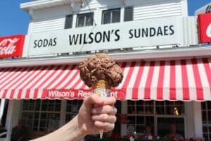 Ephraim Shores places to stay near Wilson’s ice cream