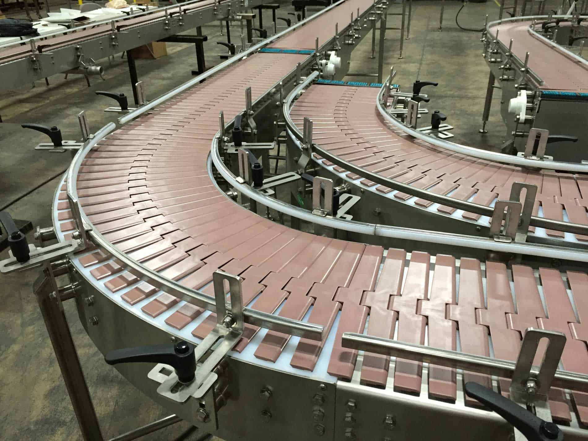 You are currently viewing Tabletop conveyors provide versatile product handling solutions