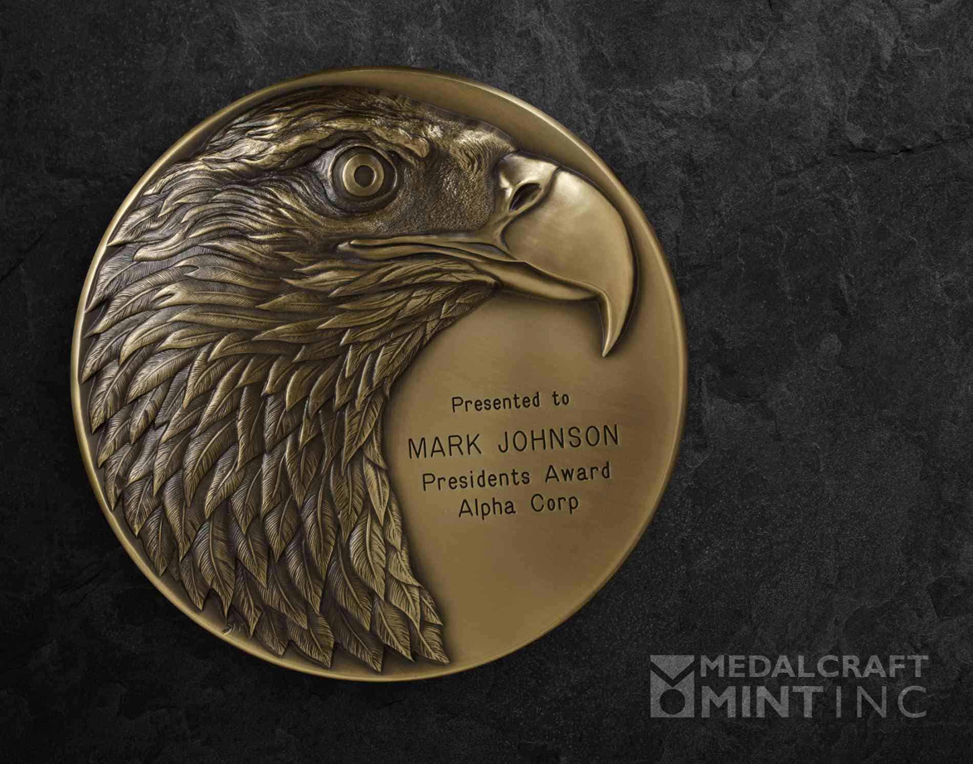 You are currently viewing Personalized coins deliver an extra benefit to your commemorative