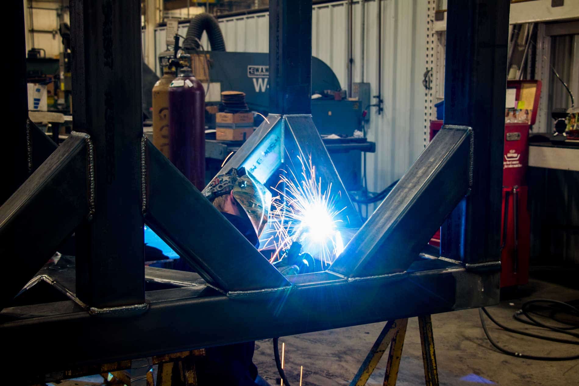 You are currently viewing Custom metal manufacturing encompasses a variety of skill sets