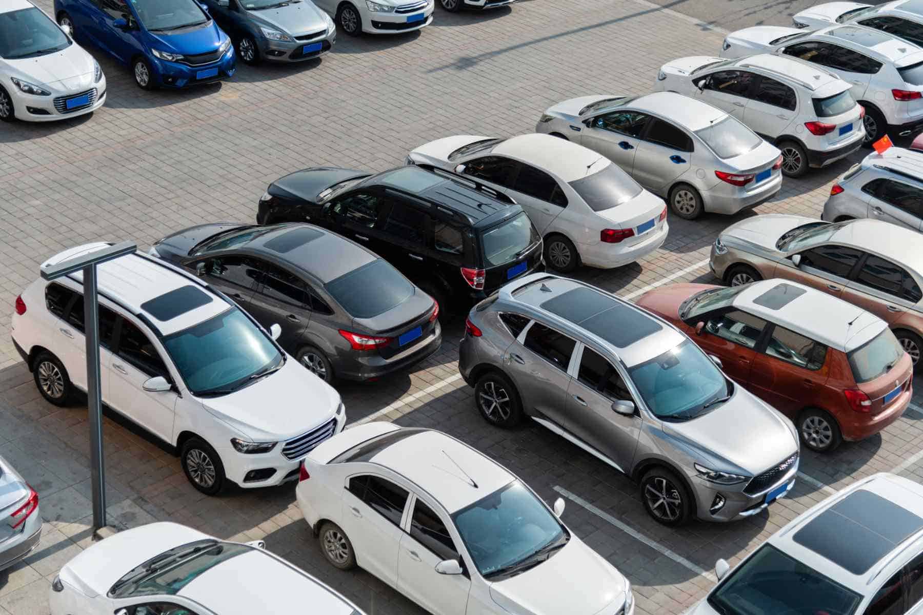 You are currently viewing Windshield replacement cost varies by vehicle make and model