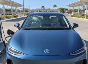 Read more about the article Auto glass replacement in Florida has never been easier